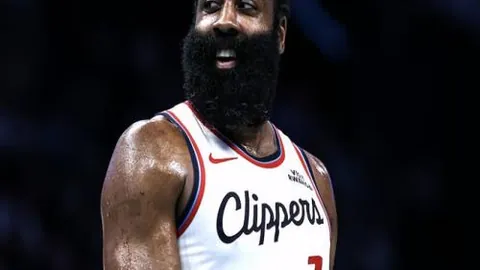 太阳战胜骑士保持三连胜，杜兰特狂揽42分6板8助，米切尔投篮命中率低至18中2